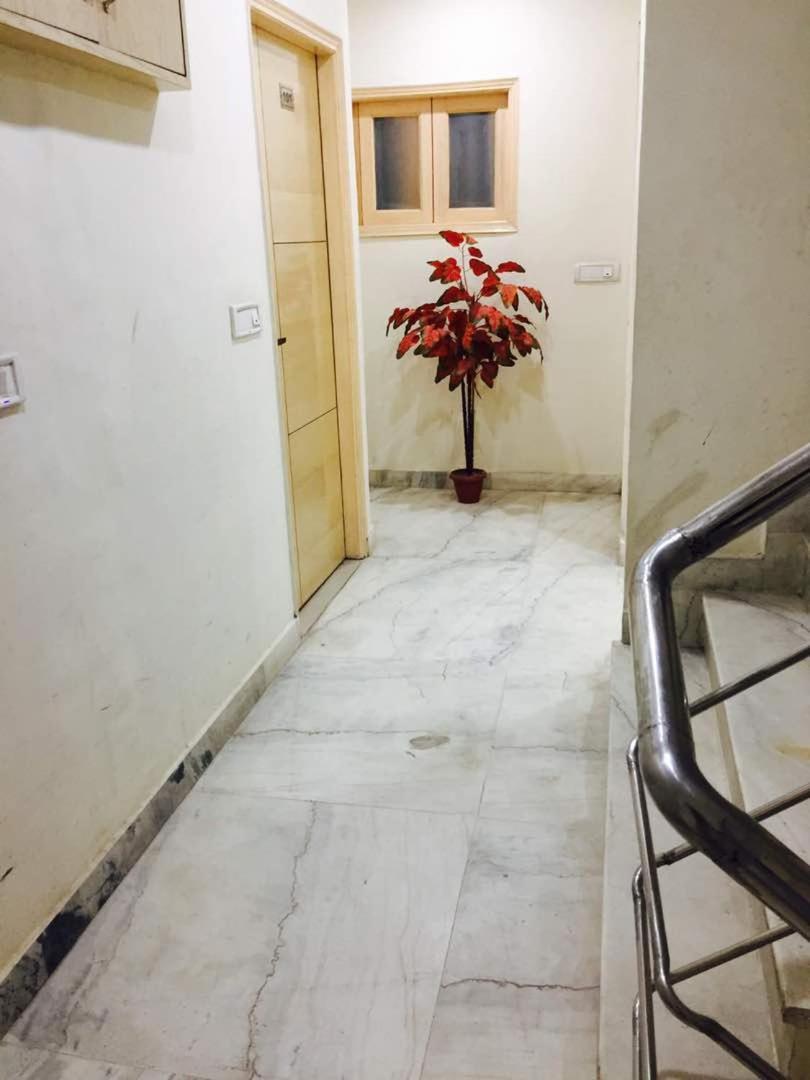 Cottage Lord Krishna Walking Distance From New Delhi Railway Station Extérieur photo